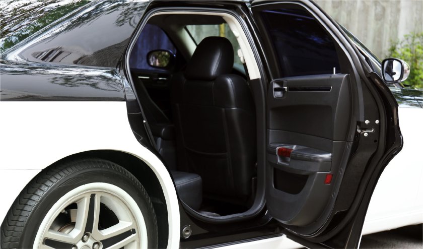 Дверь автомобиля