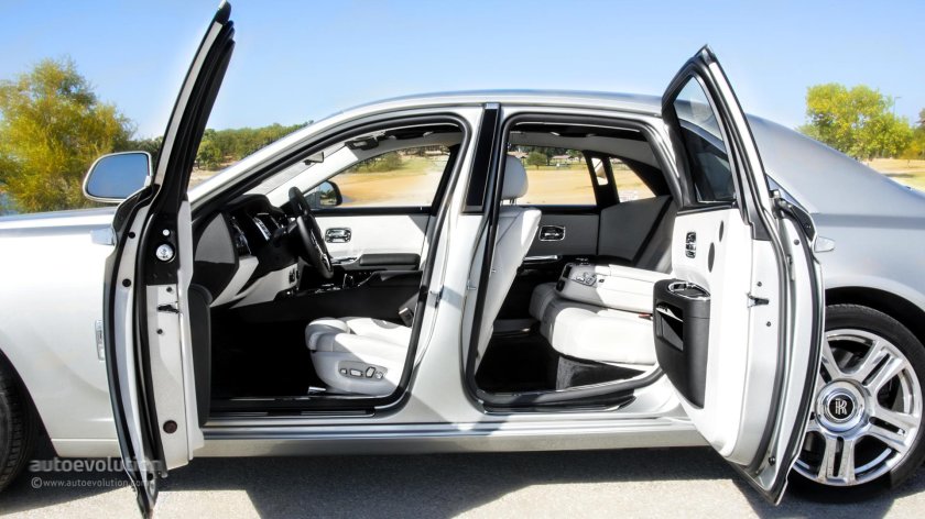 Rolls Royce Ghost 2 двери