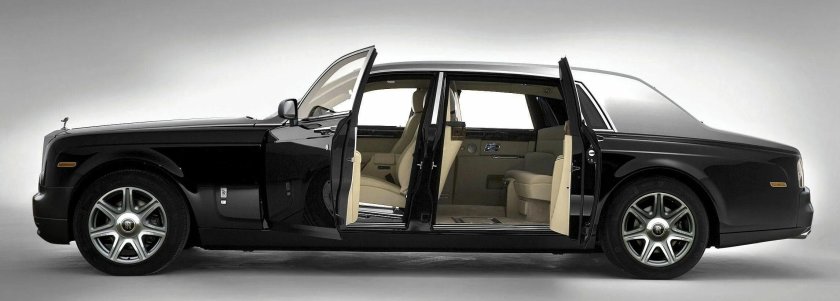 Роллс Ройс Фантом открытые двери
