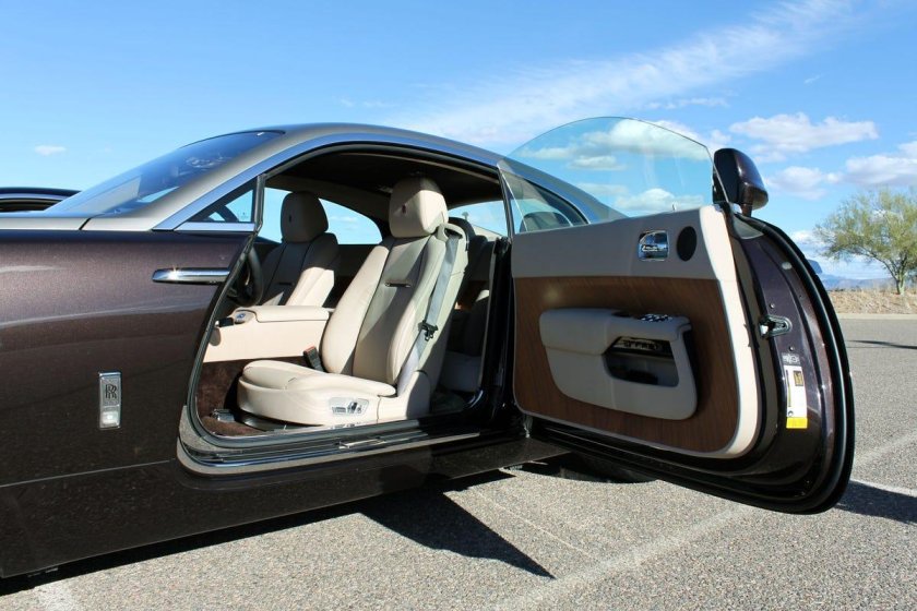 Rolls Royce Wraith двери