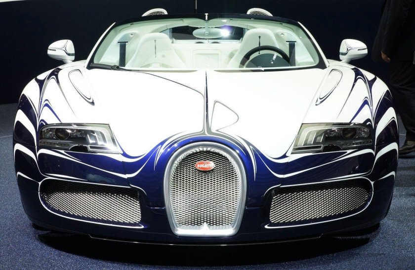 Bugatti Veyron 2000