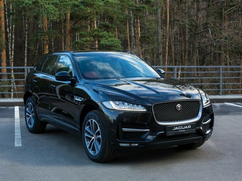 Ягуар джип черный