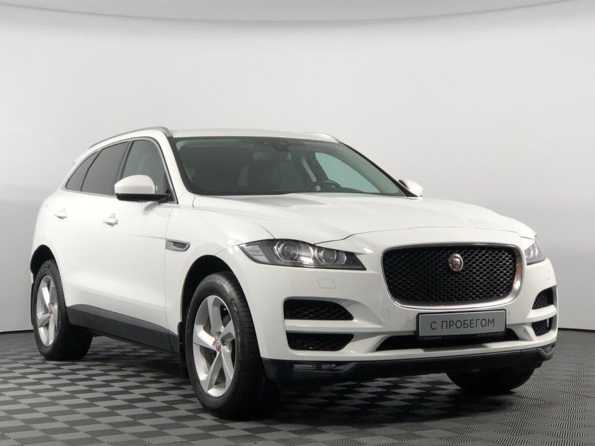 Ягуар машина джип белый