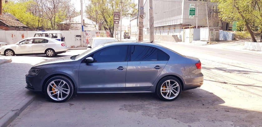 Фольксваген Джетта r18