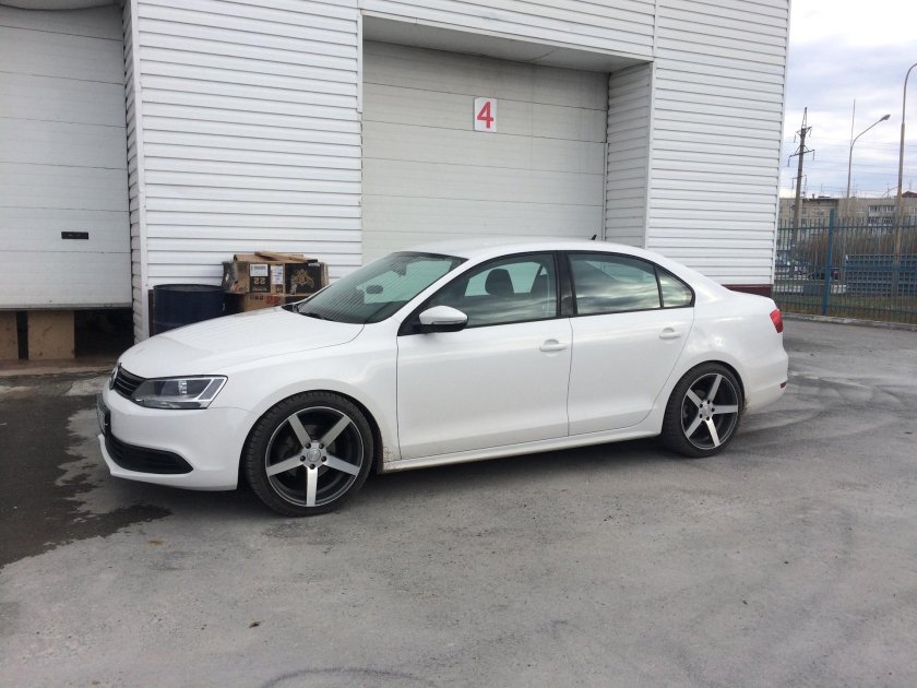 Jetta 6 r18