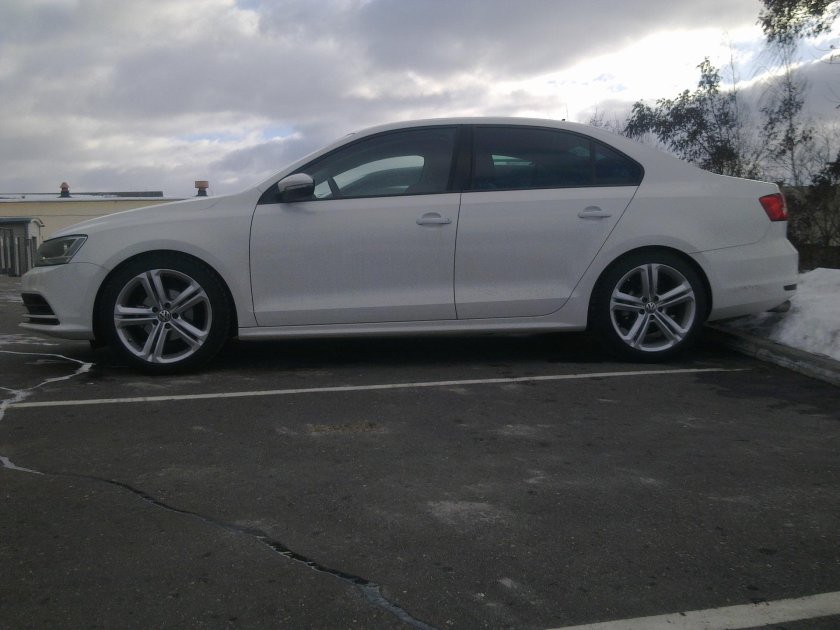 Фольксваген Джетта r18