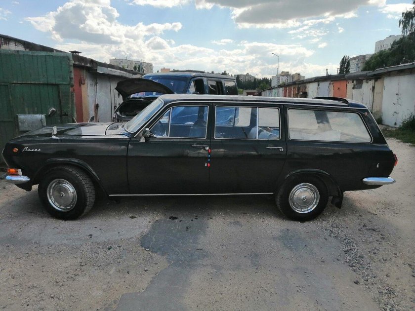 Волга 2402 универсал