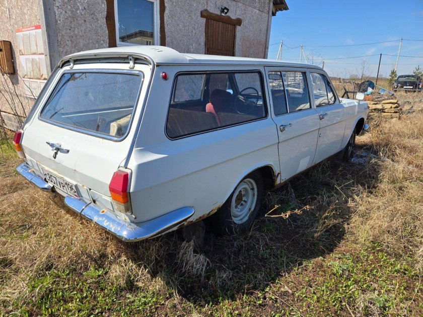 Волга газ 2402