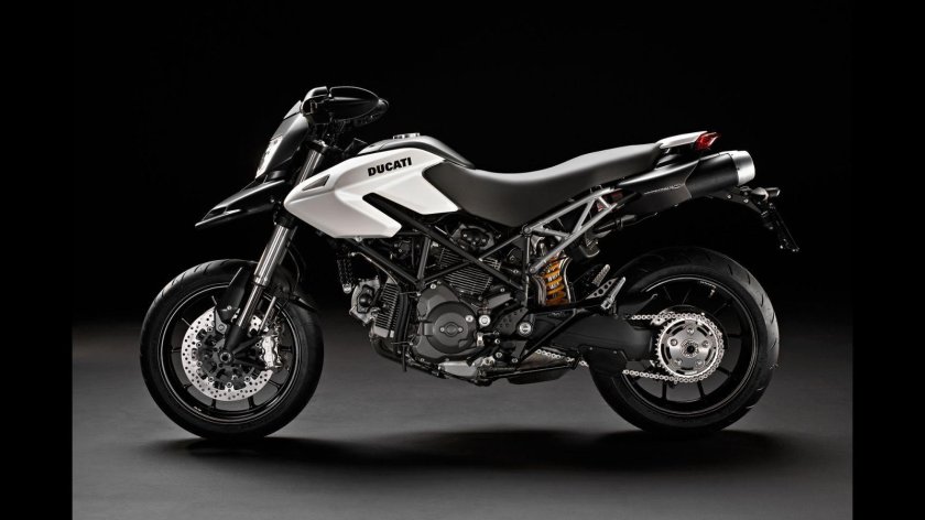 Ducati Hypermotard 796