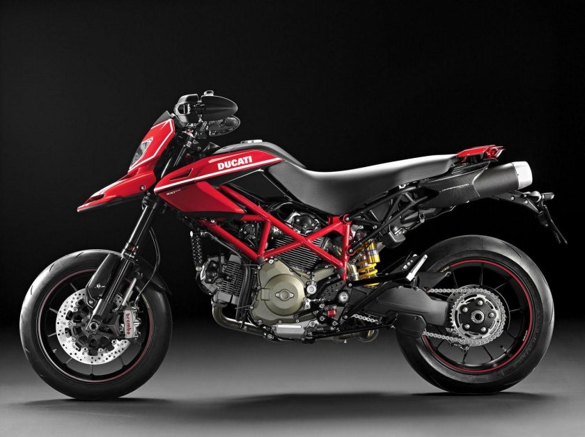 Дукати Hypermotard 1100