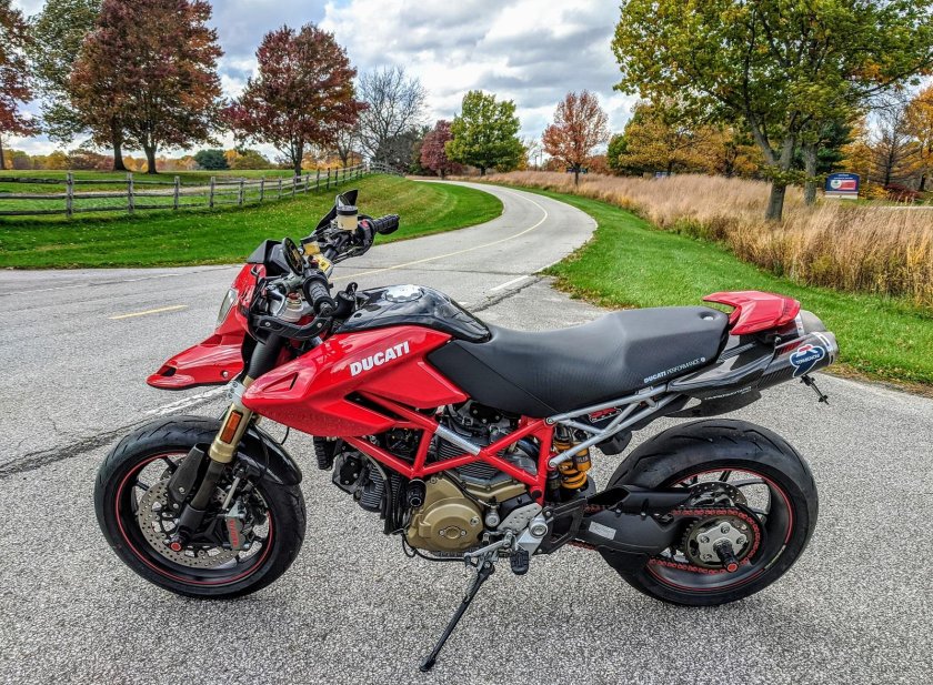 Ducati Hypermotard 1100s