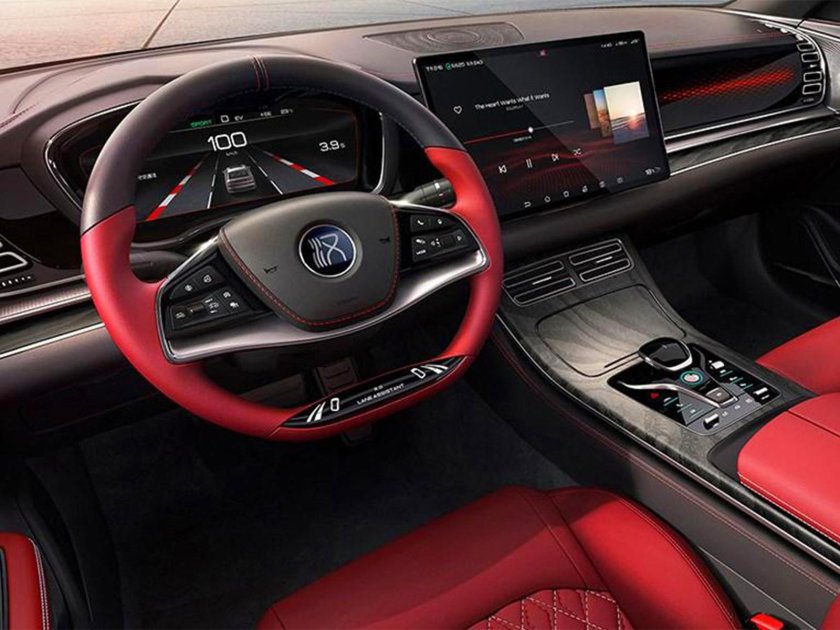 Электромобиль BYD Han