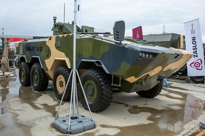БТР Волат в2