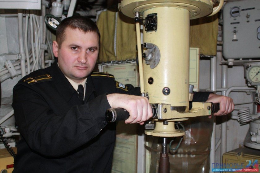 Капитан Дундуков командир подводной лодки