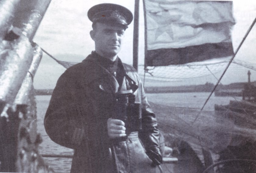 Капитан 3 ранга Лисин Сергей Прокофьевич