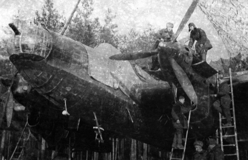 Самолет Петляков пе-8