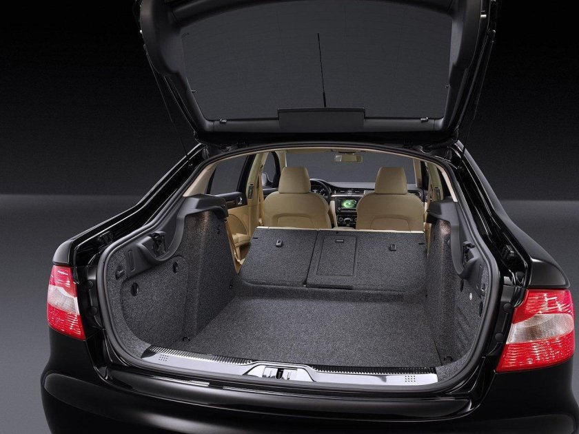 Шкода Октавия лифтбек 2008 багажник