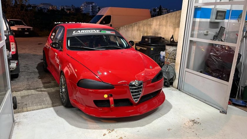 Alfa romeo 147 gta