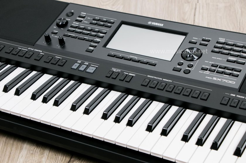 Yamaha PSR-sx700