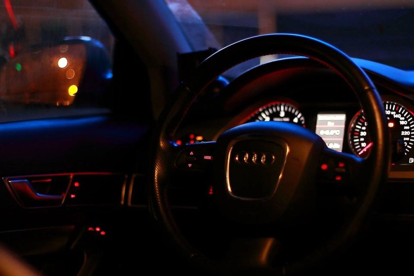 Ауди а4 б7 салон ночью