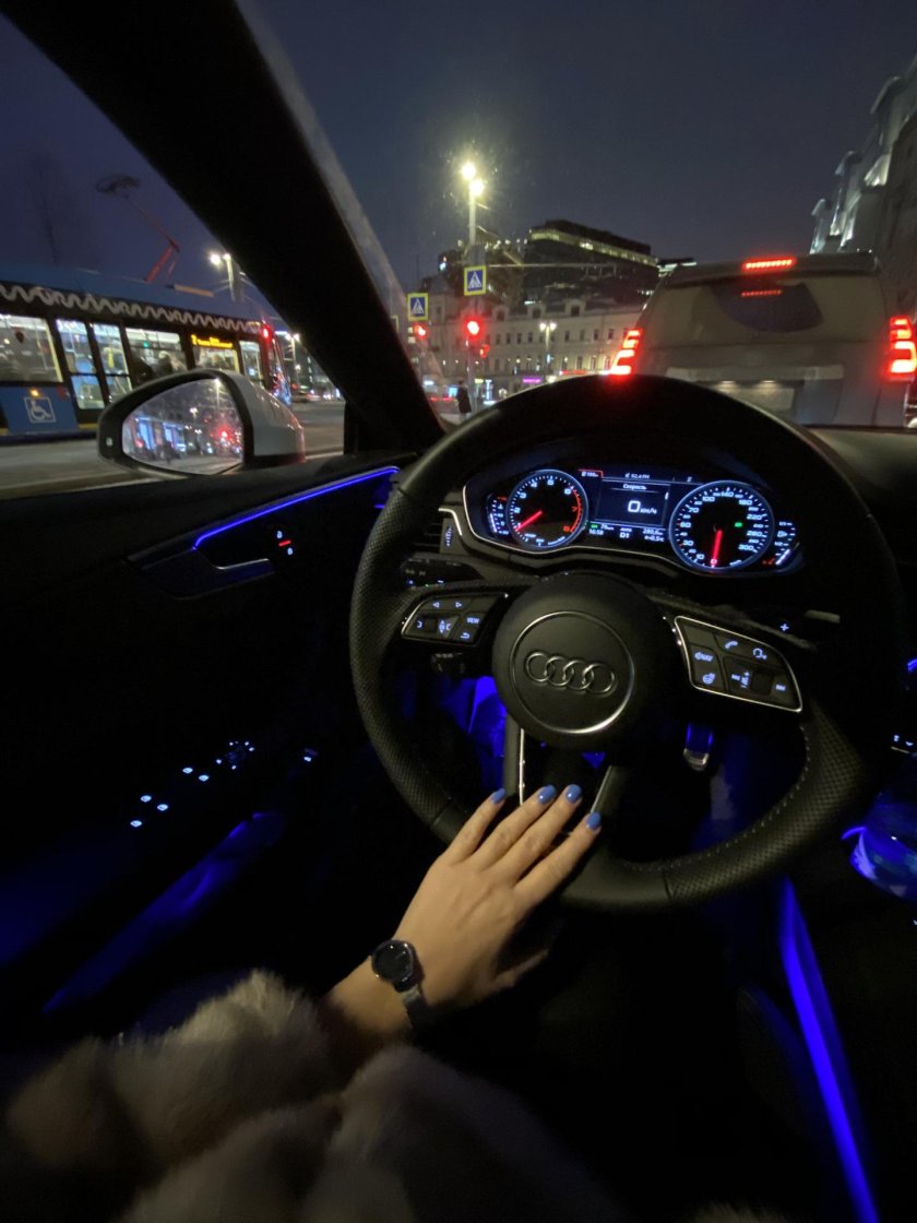 За рулем Ауди