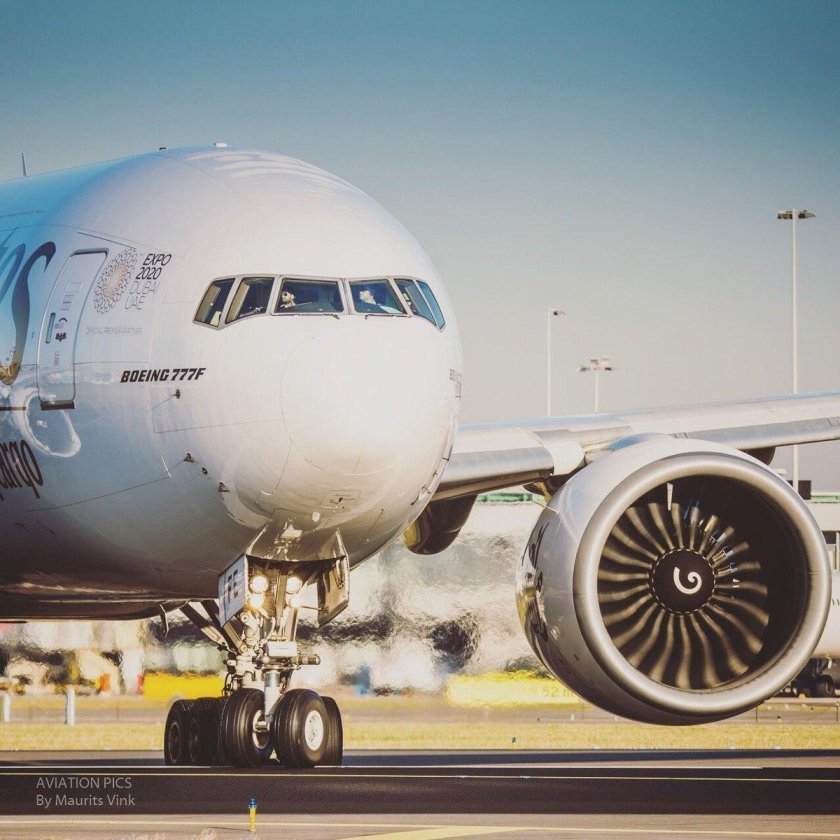 Самолёт Boeing 777-300er