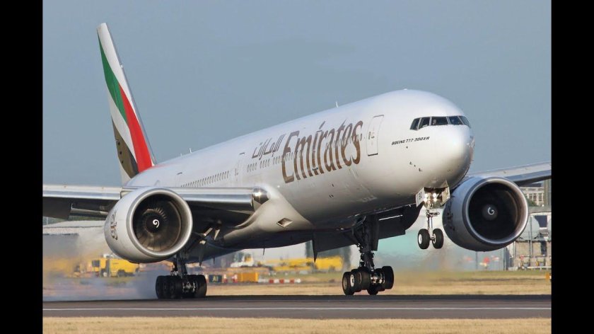 Самолёт Boeing 777-300