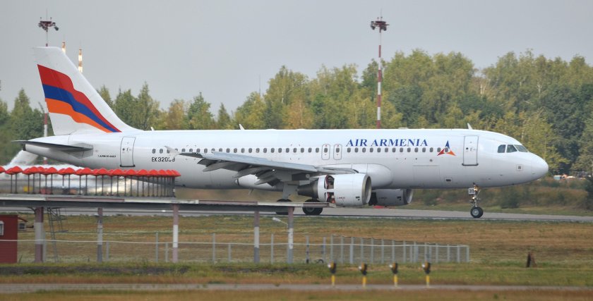 Air Armenia a320