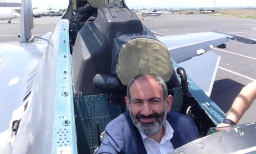 Пашинян су 30