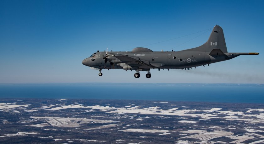 Самолет разведчик