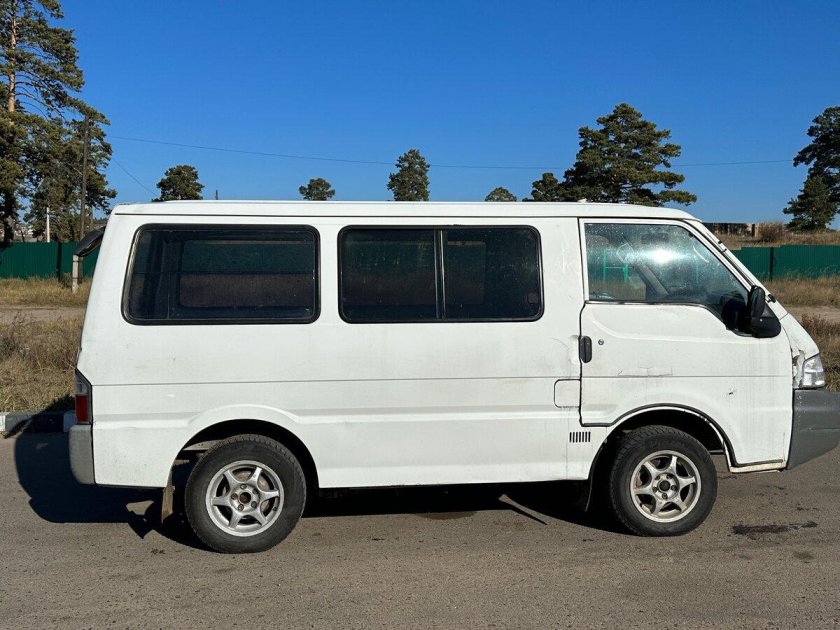 Mazda Bongo 1999
