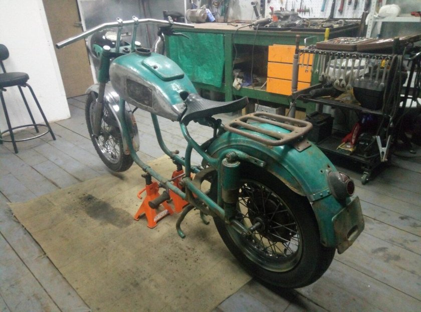 Мотоцикл урал м