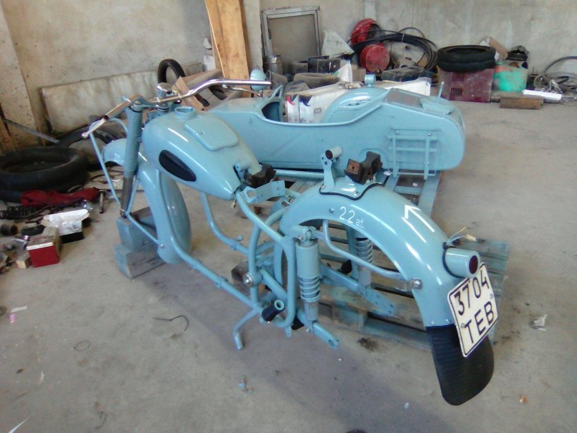 Мотоцикл Урал реставрированный