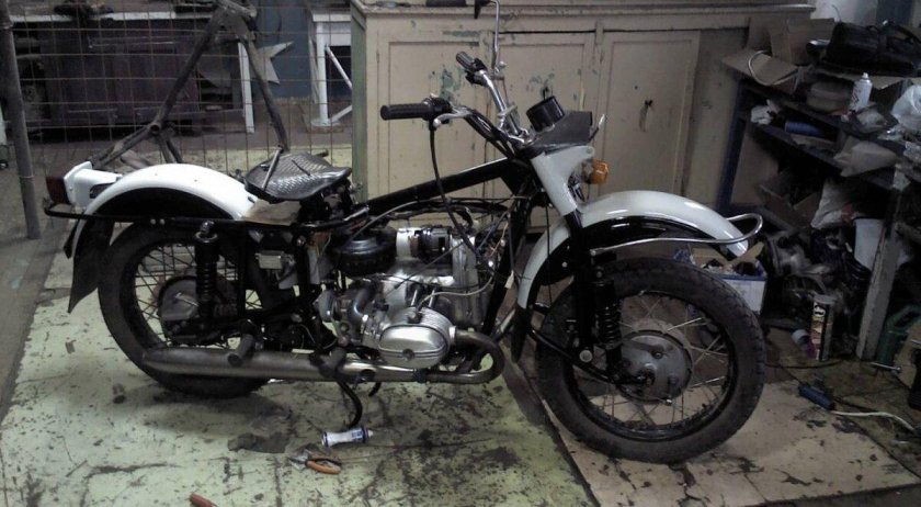 Мотоцикл Урал реставрированный