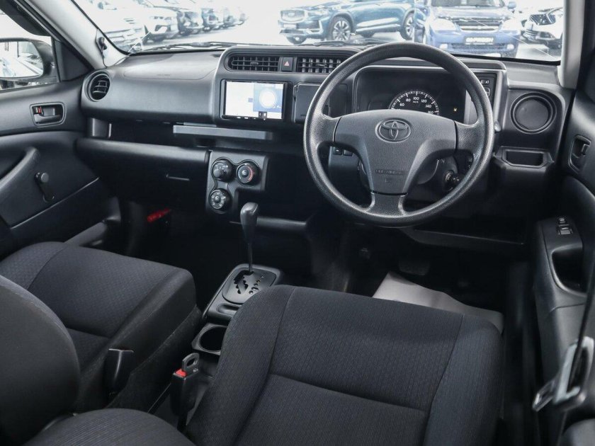 Toyota probox 2003 салон