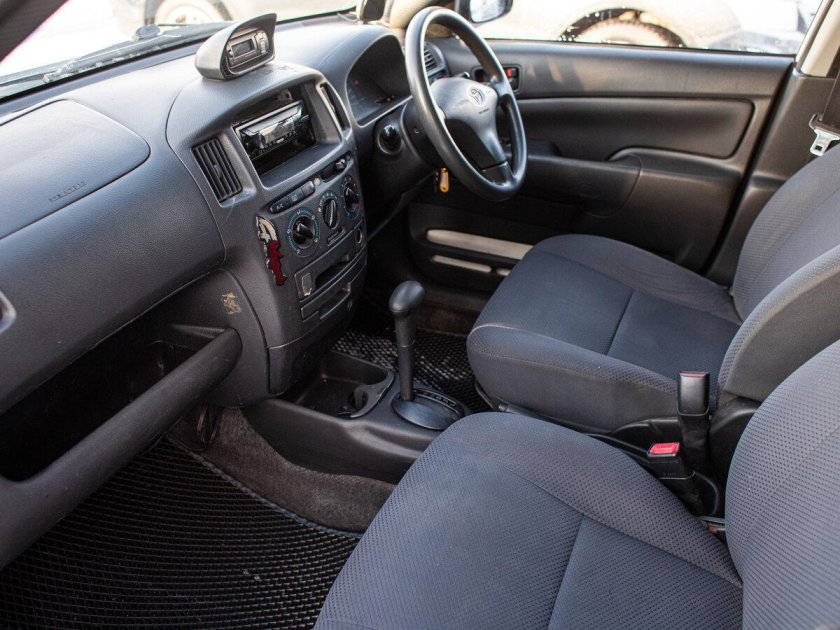 Тойота пробокс 2002 салон