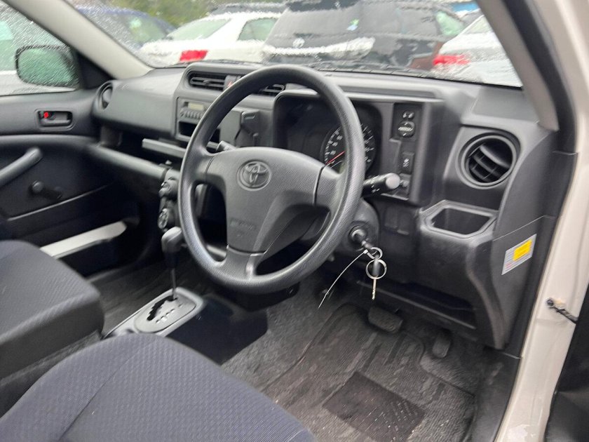 Toyota probox салон