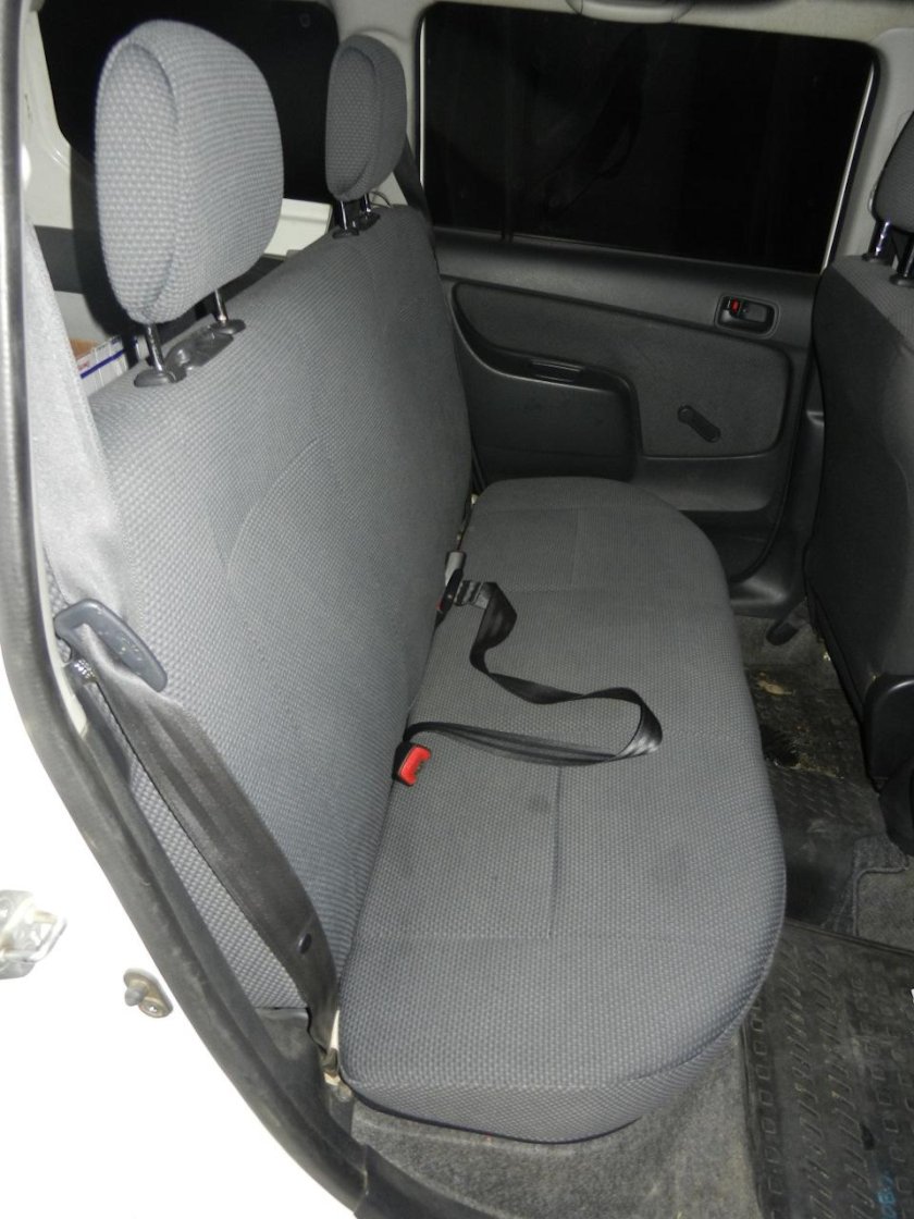 Тойота Пробокс сидения