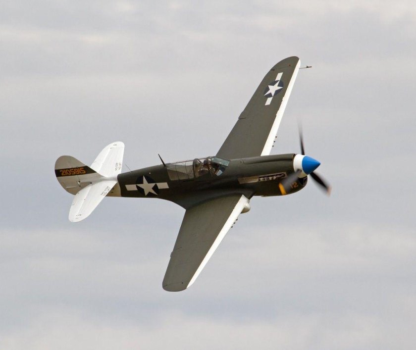Curtiss p-40