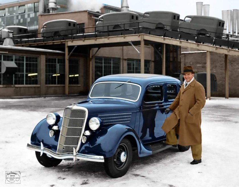 Ford Fordor sedan (1935