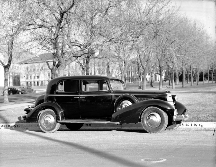 Кадиллак 1935