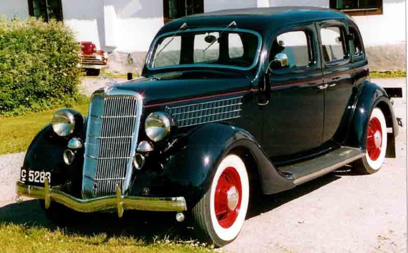 Ford 48 sedan 1935