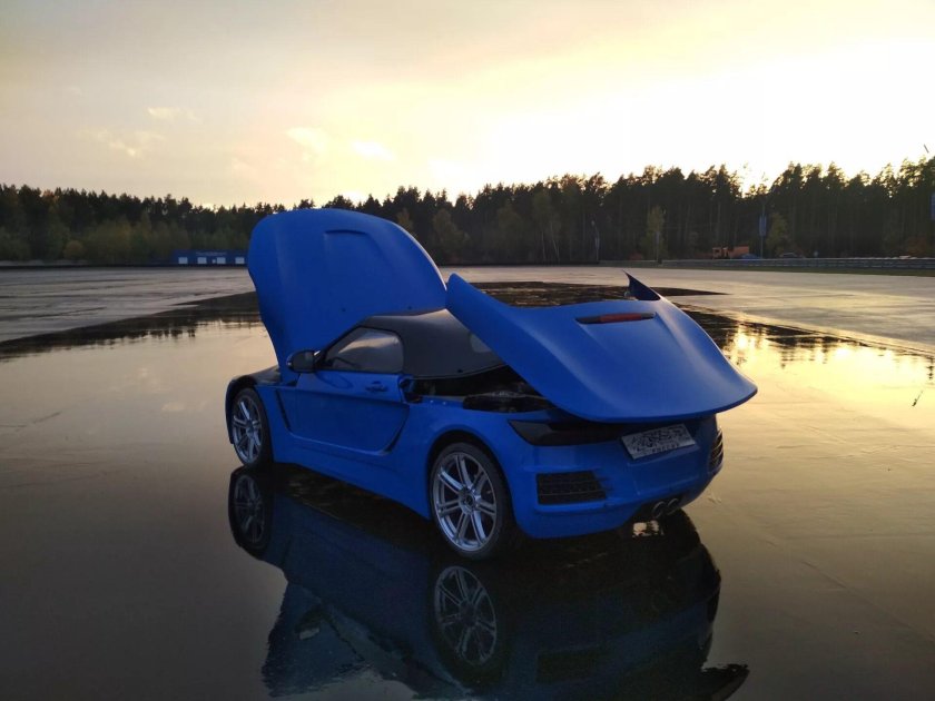 Машина Крым родстер