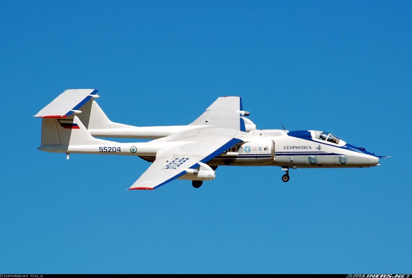 Высотный самолет м-55 геофизика