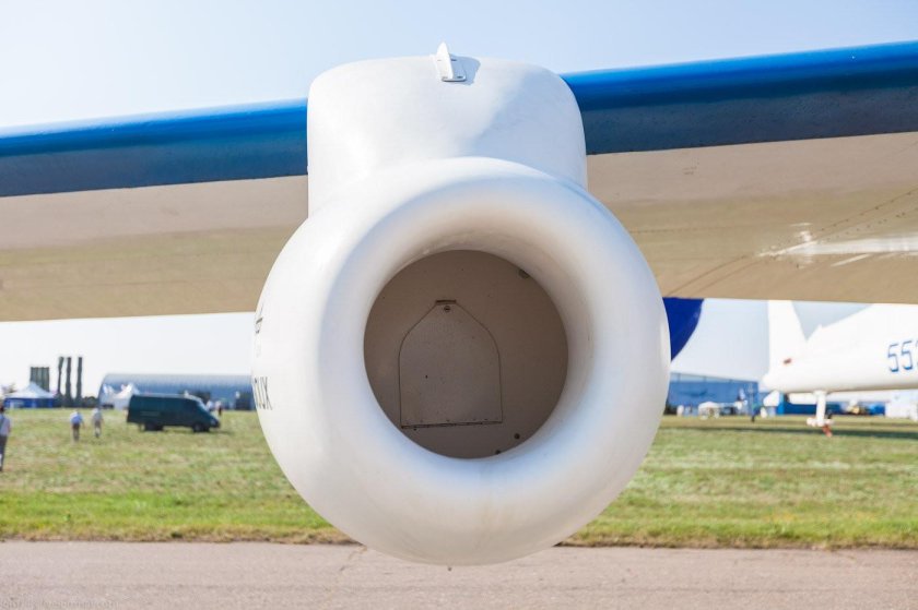 Самолёт геофизика м-55