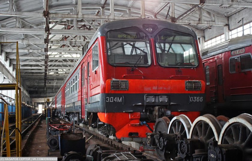 Электропоезд эд4м в депо