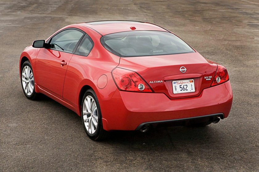 Nissan Altima Coupe