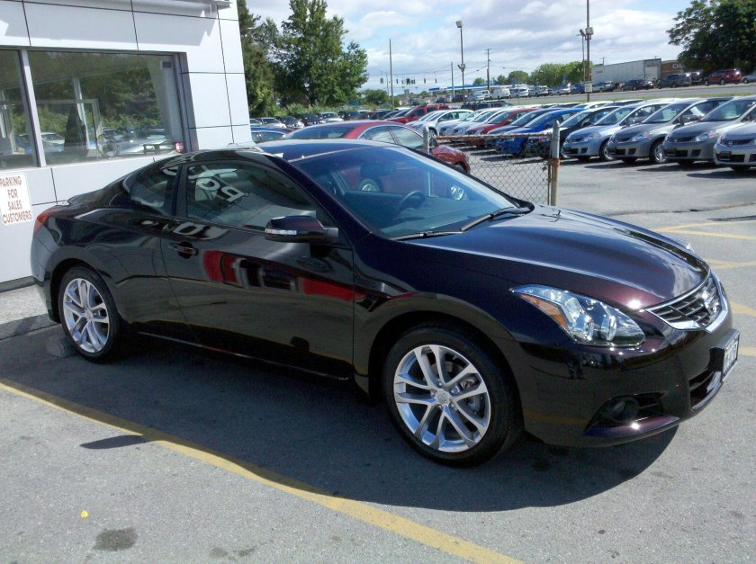 Nissan Altima Coupe