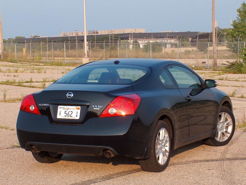 Nissan Altima 2008 купе