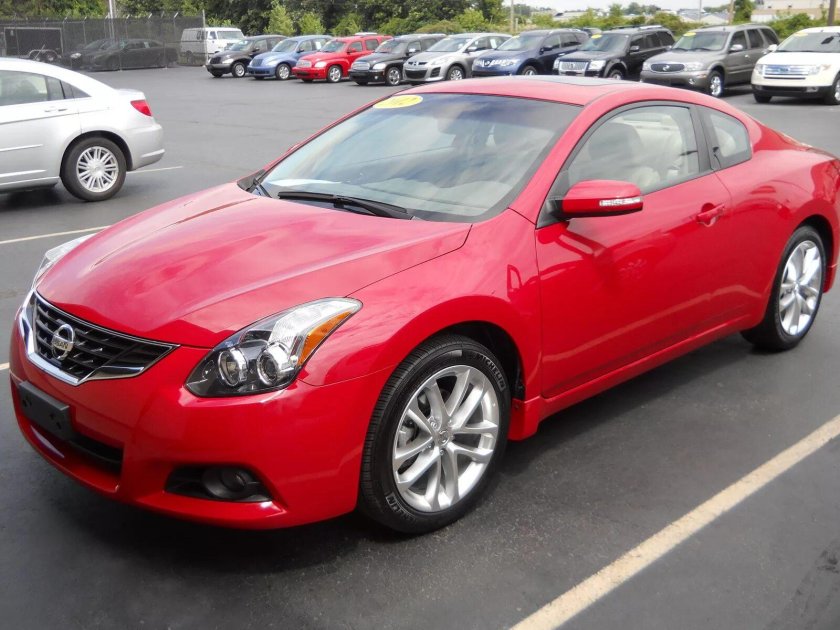 Nissan Altima Coupe